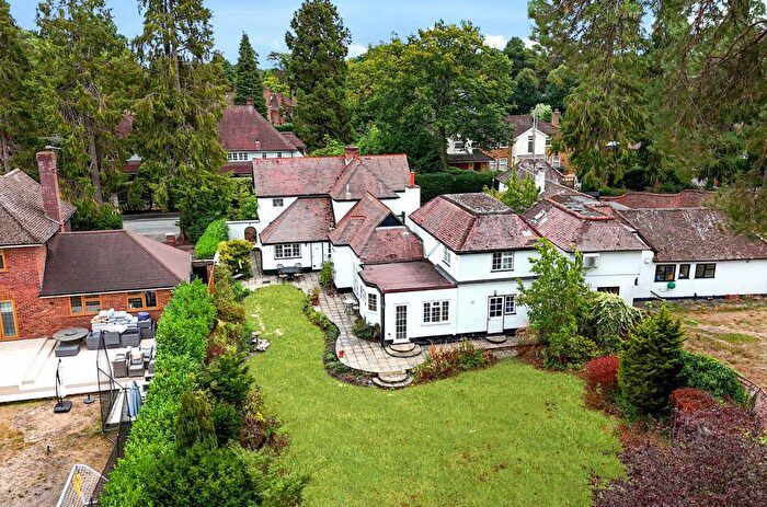 4 Bedroom Semi-Detached House For Sale In Crawley Ridge, Camberley, Surrey, GU15