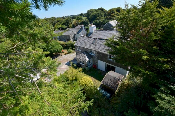 4 Bedroom Cottage For Sale In Treween, Launceston, PL15