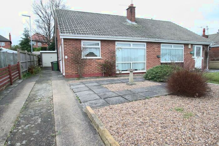 2 Bedroom Bungalow To Rent In Linton Rise, Alwoodley, Leeds, LS17