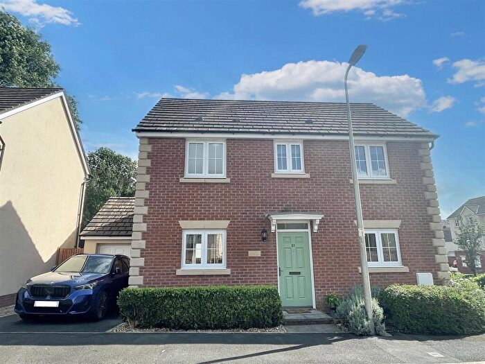 3 Bedroom Detached House For Sale In Meysydd Y Coleg, Carmarthen, SA31