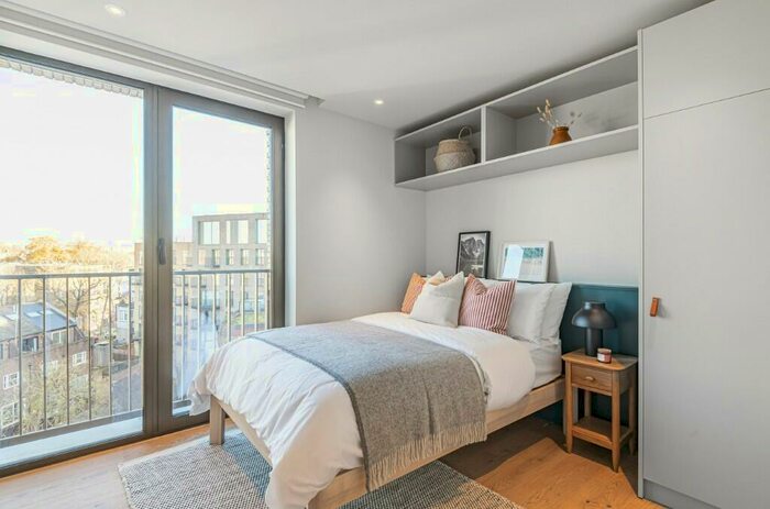 2 Bedroom Apartment To Rent In Camden Street, London, NW1