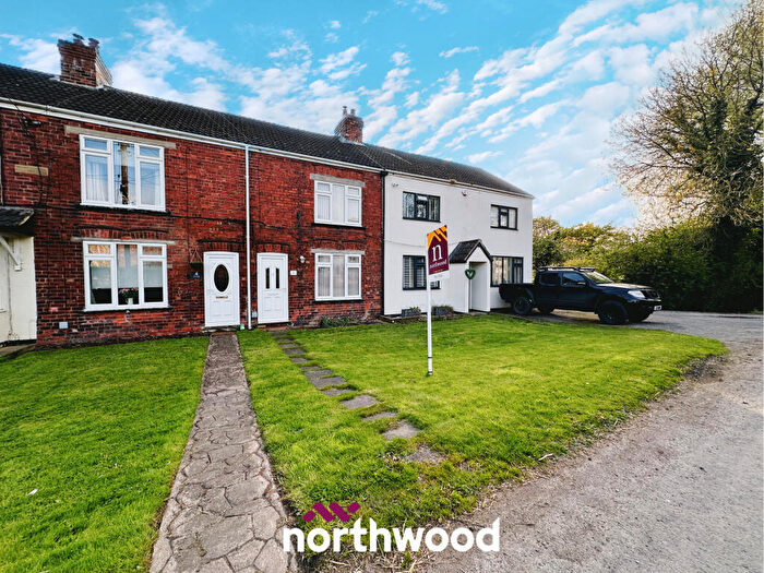 2 Bedroom Terraced House For Sale In Trundle Lane, Fishlake, Doncaster, DN7