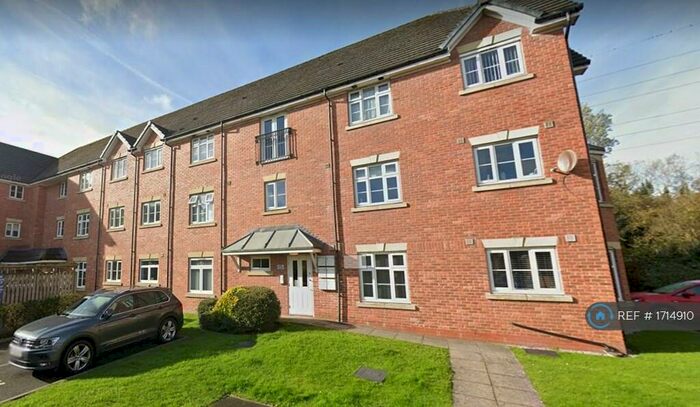 2 Bedroom Flat To Rent In Shalefield Gardens, Atherton, Manchester, M46