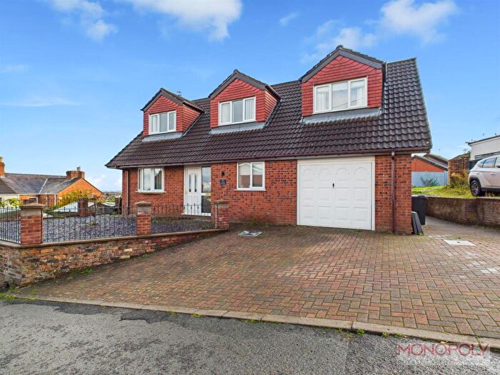 3 Bedroom Detached Bungalow For Sale In Hill Street, Summerhill, Wrexham, LL11