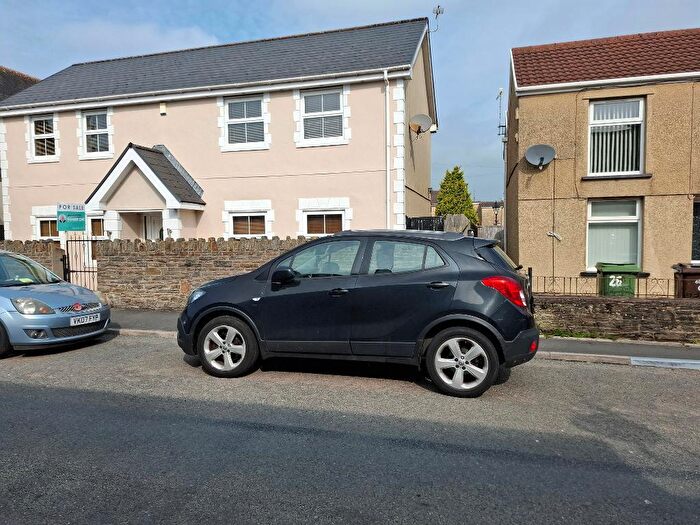 2 Bedroom End Of Terrace House For Sale In High Street, Nelson, CF46
