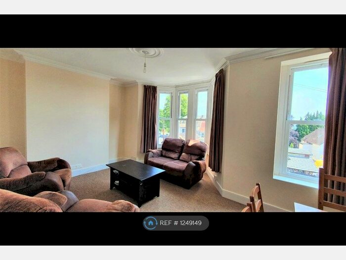 3 Bedroom Maisonette To Rent In Fairfield Road, Bristol BS6