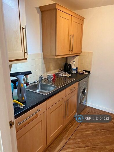 2 Bedroom Flat To Rent In Cheltenham Court, Darlington, DL2