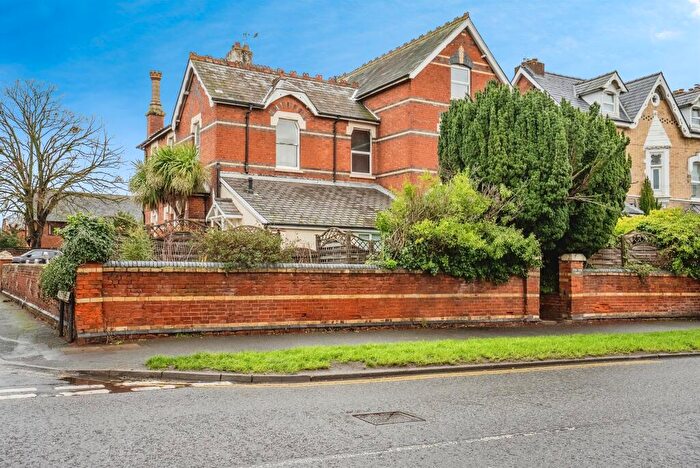 1 Bedroom Flat For Sale In Whitecross Road, Hereford, HR4