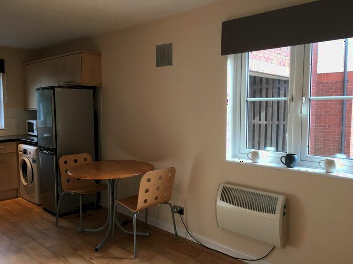 Studio To Rent In Captains Place, Southampton, SO14