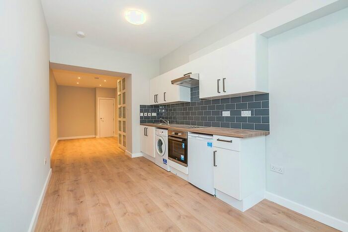 Studio To Rent In Fitzjohns Avenue, London, NW3