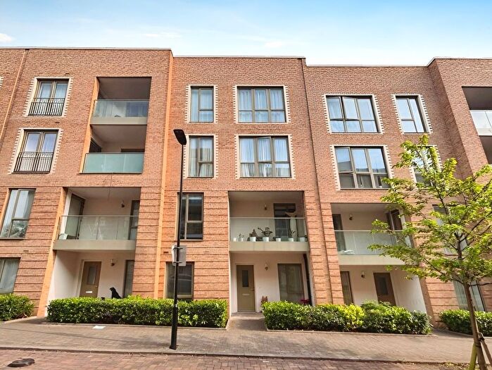 3 Bedroom Property For Sale In Claude Avenue, London, NW9