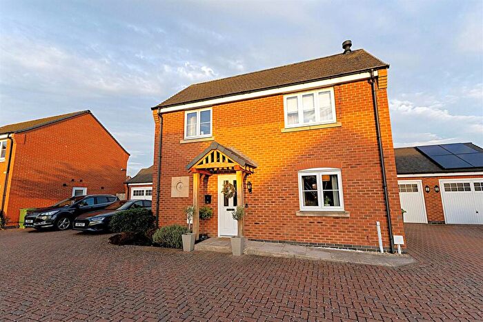 3 Bedroom Detached House For Sale In Simpson Road, Stoney Stanton, Leicestershire, LE9