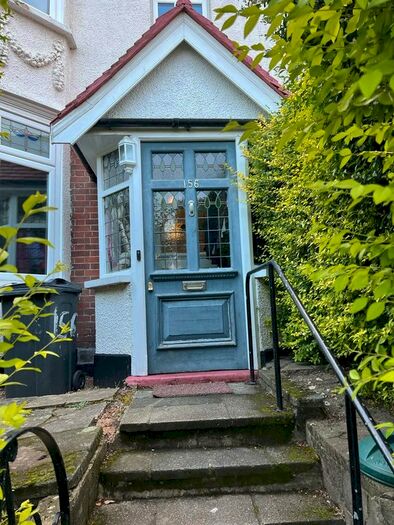 4 Bedroom Terraced House To Rent In Nimrod Road, London, SW16