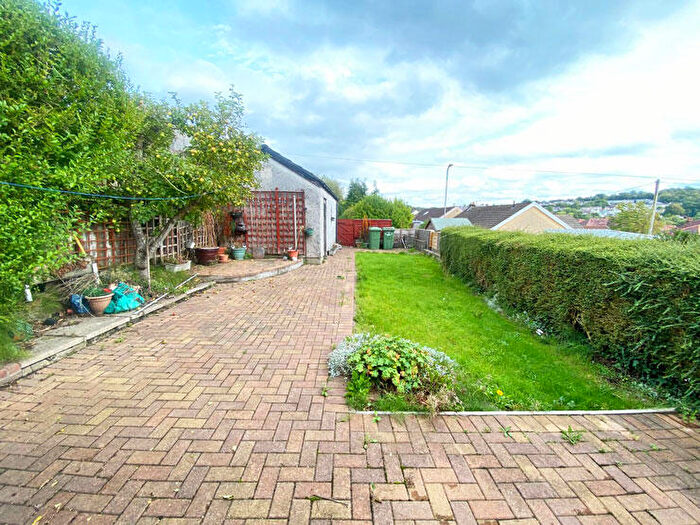 3 Bedroom End Of Terrace House For Sale In Davies Street, Ystrad Mynach, Hengoed, CF82