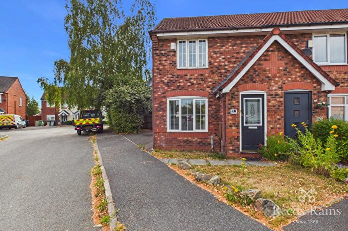2 Bedroom End Of Terrace House For Sale In Inglewood Close, Partington, Manchester, Greater Manchester, M31
