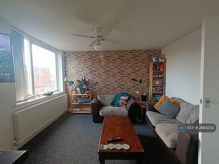 2 Bedroom Flat To Rent In St Ann's Close, Newcastle Upon Tyne, NE1