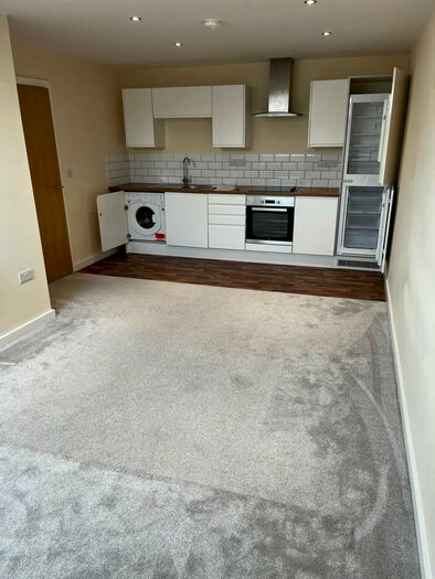 1 Bedroom Flat To Rent In South Street, Ilkeston, DE7