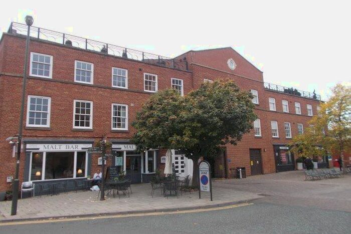 2 Bedroom Flat To Rent In Wade Street, Lichfield, WS13