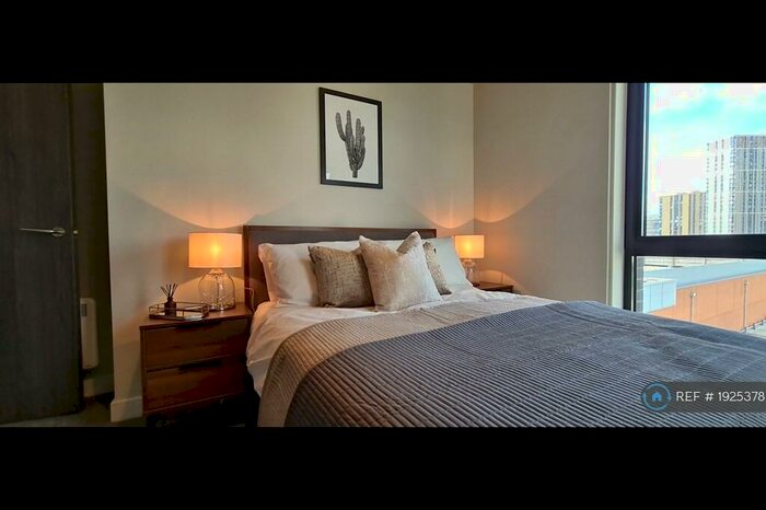 2 Bedroom Flat To Rent In Broad Street, Birmingham, B15