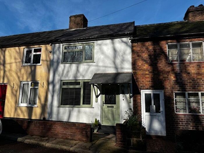 2 Bedroom Cottage To Rent In Chapel Lane, Aqueduct, Telford, TF3