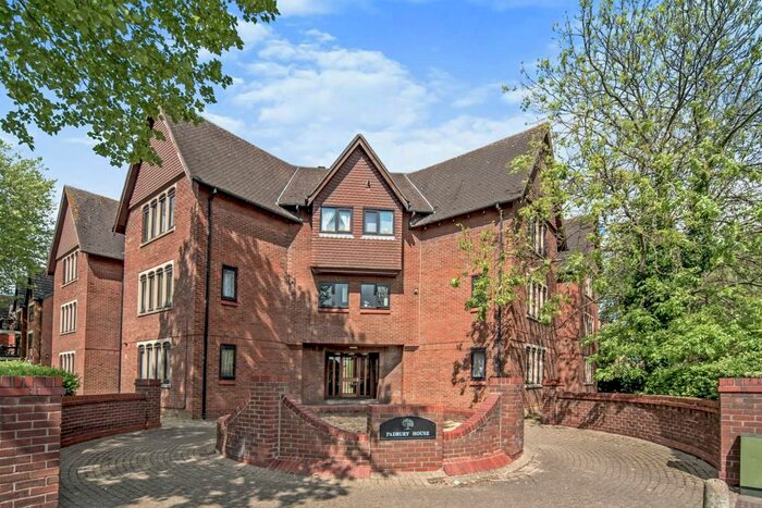 2 Bedroom Apartment To Rent In Padbury House, Bromham Road, Bedford, MK40