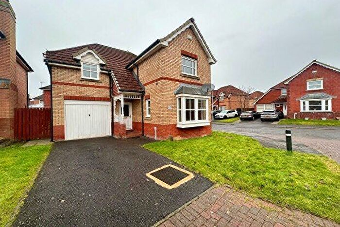 3 Bedroom Detached House To Rent In Lilac Wynd, Glasgow, G72