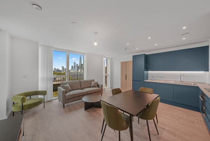 2 Bedroom Flat To Rent In New Kent Road, London, SE1