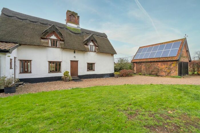 4 Bedroom Cottage For Sale In The Green, Wacton, Norwich, NR15