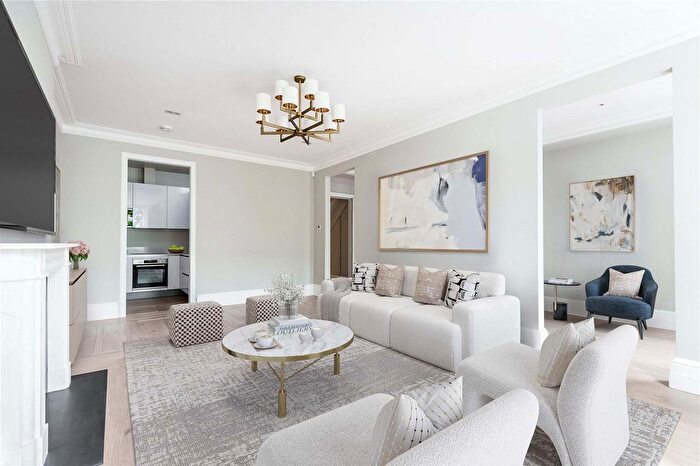 2 Bedroom Flat To Rent In Queens Gate, South Kensington, SW7