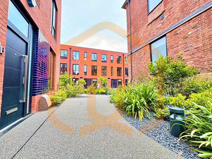 2 Bedroom Apartment To Rent In Heaton Hosue Loft, Camden Street, B1