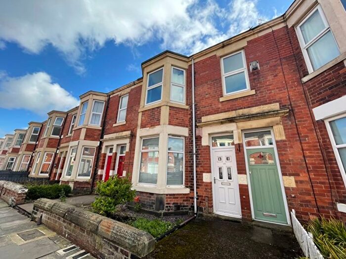 2 Bedroom Flat To Rent In Lovely Two Bedroom Ground Floor Flat, Warton Terrace, Heaton, Newcastle Upon Tyne, NE6