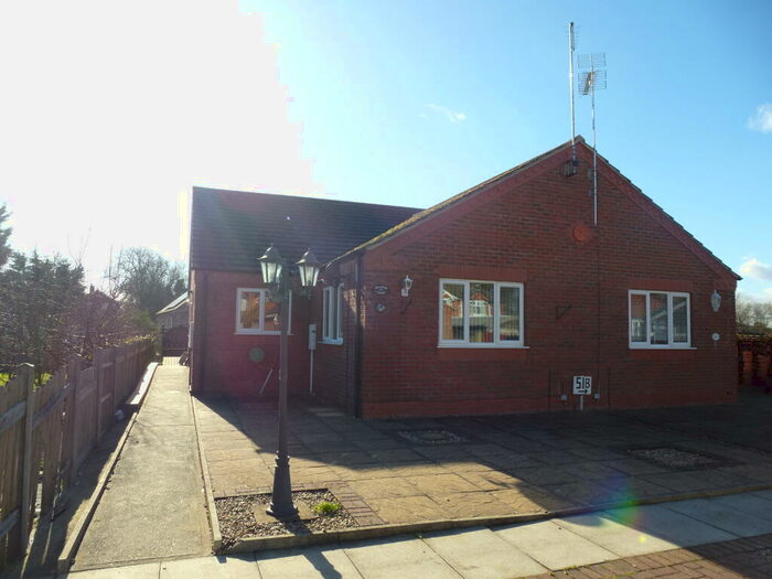 3 Bedroom Semi-Detached Bungalow To Rent In Electric Station Road, Sleaford, NG34