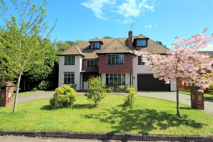 8 Bedroom Detached House To Rent In The Gateway, Woodham, Addlestone, GU21