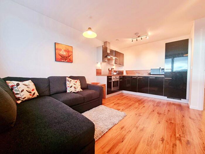 2 Bedroom Apartment To Rent In Mann Island, Liverpool, L3