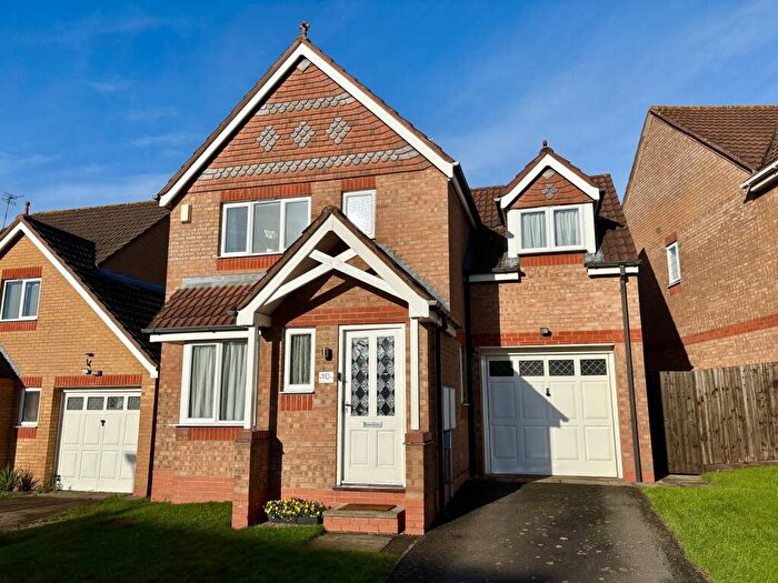 3 Bedroom Detached House For Sale In Sherard Way, Thorpe Astley, Braunstone, Leicester, Leicestershire., LE3