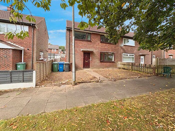 2 Bedroom Semi-Detached House For Sale In Bridges Avenue, Bury, BL9
