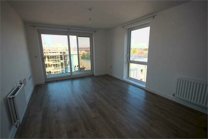 2 Bedroom Apartment To Rent In Dunn Side, Chelmsford, CM1