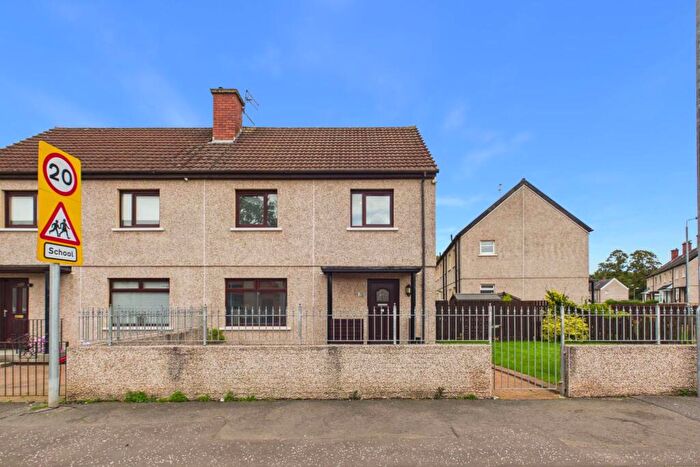 3 Bedroom Semi-Detached House For Sale In Backmuir Road, Hamilton, ML3