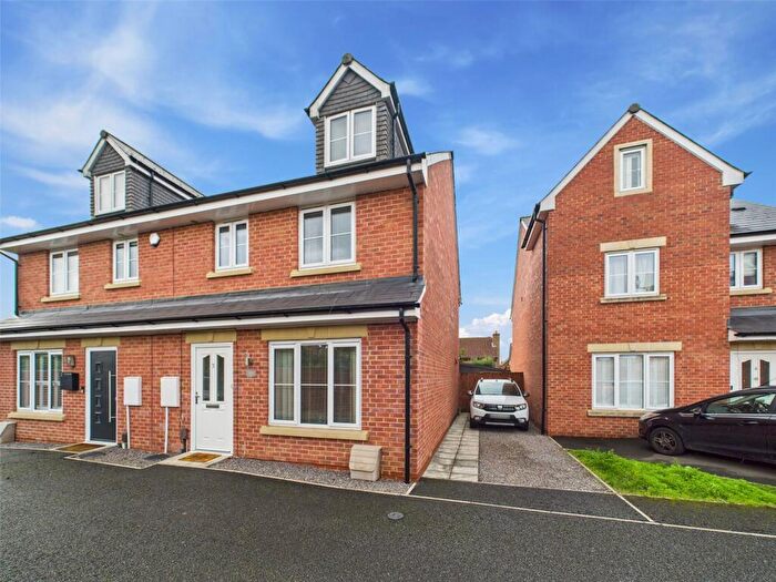 4 Bedroom Semi Detached House For Sale In Yew Tree Close, Quedgeley, Gloucester, Gloucestershire, GL2