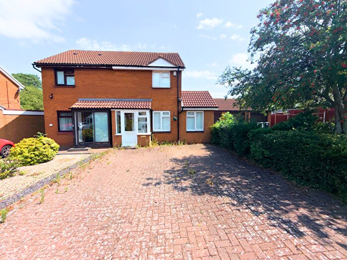 2 Bedroom Property For Sale In Pikehorne Croft, Birmingham, West Midlands, B36