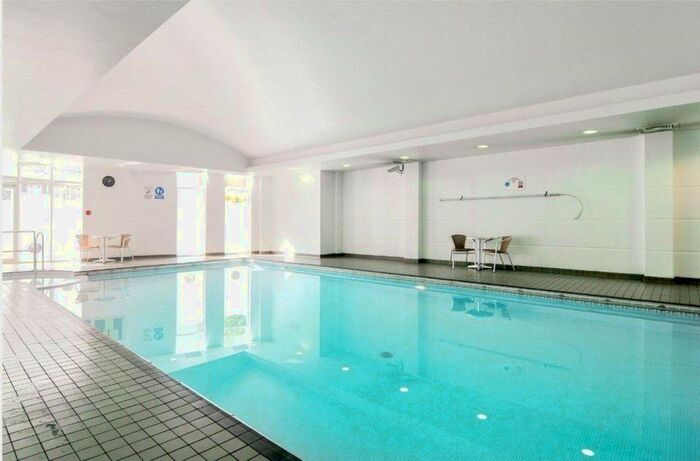 2 Bedroom Semi-Detached House To Rent In Saville Road, London, E16