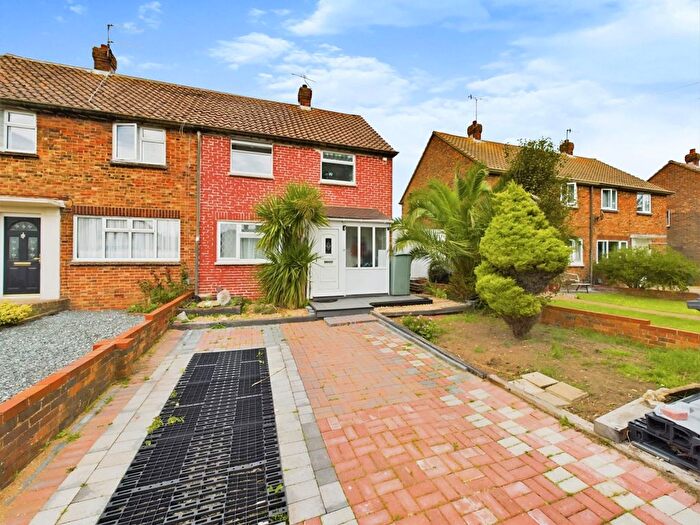 3 Bedroom Semi-Detached House To Rent In Wilmot Road, Shoreham-By-Sea, BN43