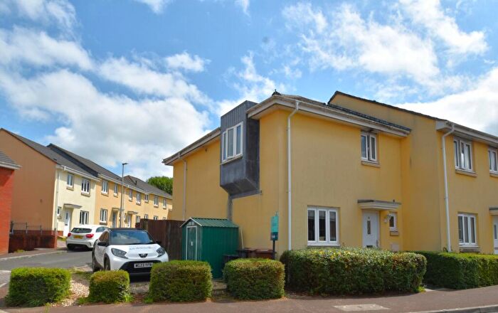 3 Bedroom Semi-Detached House For Sale In Oakfields, Tiverton, Devon, EX16