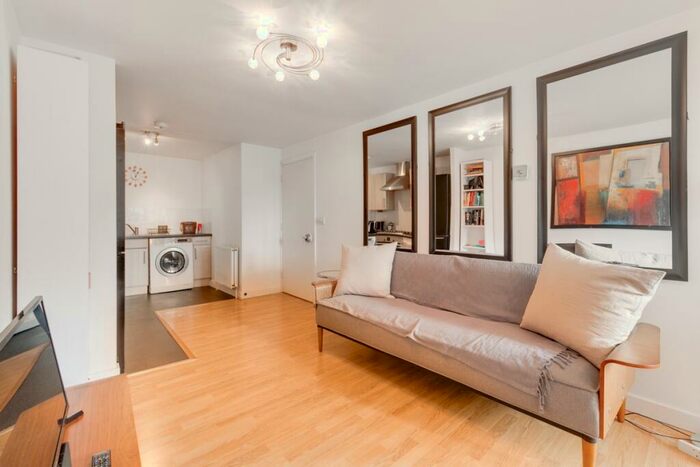 1 Bedroom Apartment To Rent In White Lion Street London, N1
