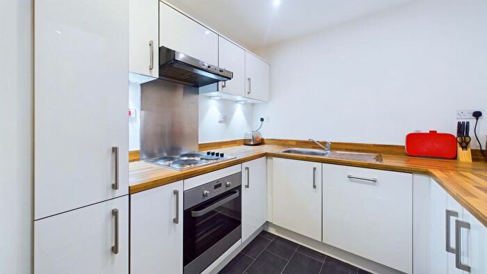 2 Bedroom Flat For Sale In Cathedral View, Full Street, Derby, Derbyshire, DE1