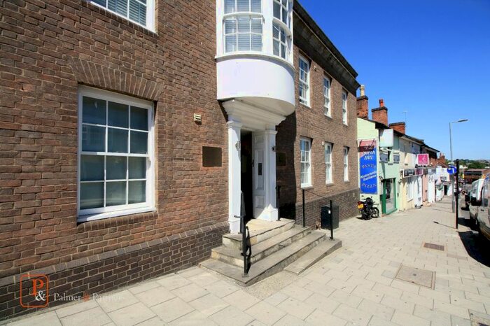 1 Bedroom Penthouse To Rent In Oriel House, North Hill, Colchester, Essex, CO1