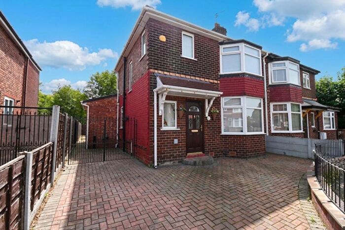 3 Bedroom Semi-Detached House For Sale In Wilfred Road, Eccles, M30