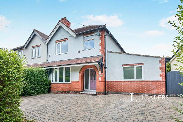 3 Bedroom Semi-Detached House To Rent In Barden Drive, Allestree, Derby, DE22