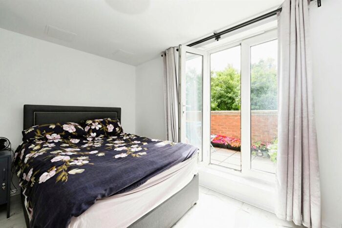 1 Bedroom Flat For Sale In Highbridge Street, Waltham Abbey, EN9