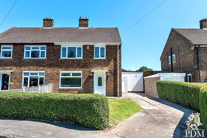 3 Bedroom Semi Detached House For Sale In Vine Crescent, Sandiacre, NG10